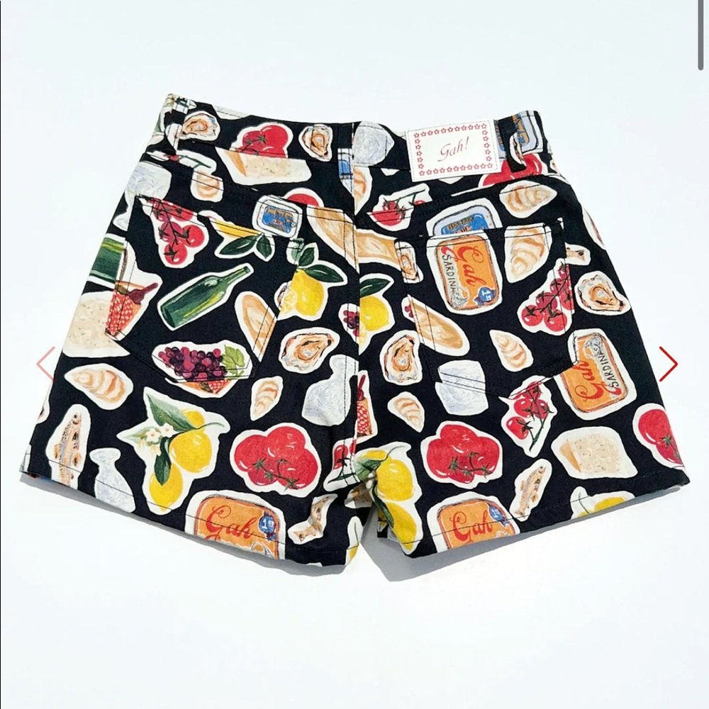 Lisa Says Gah Evan Short Size 8 in Italian Summer Black
